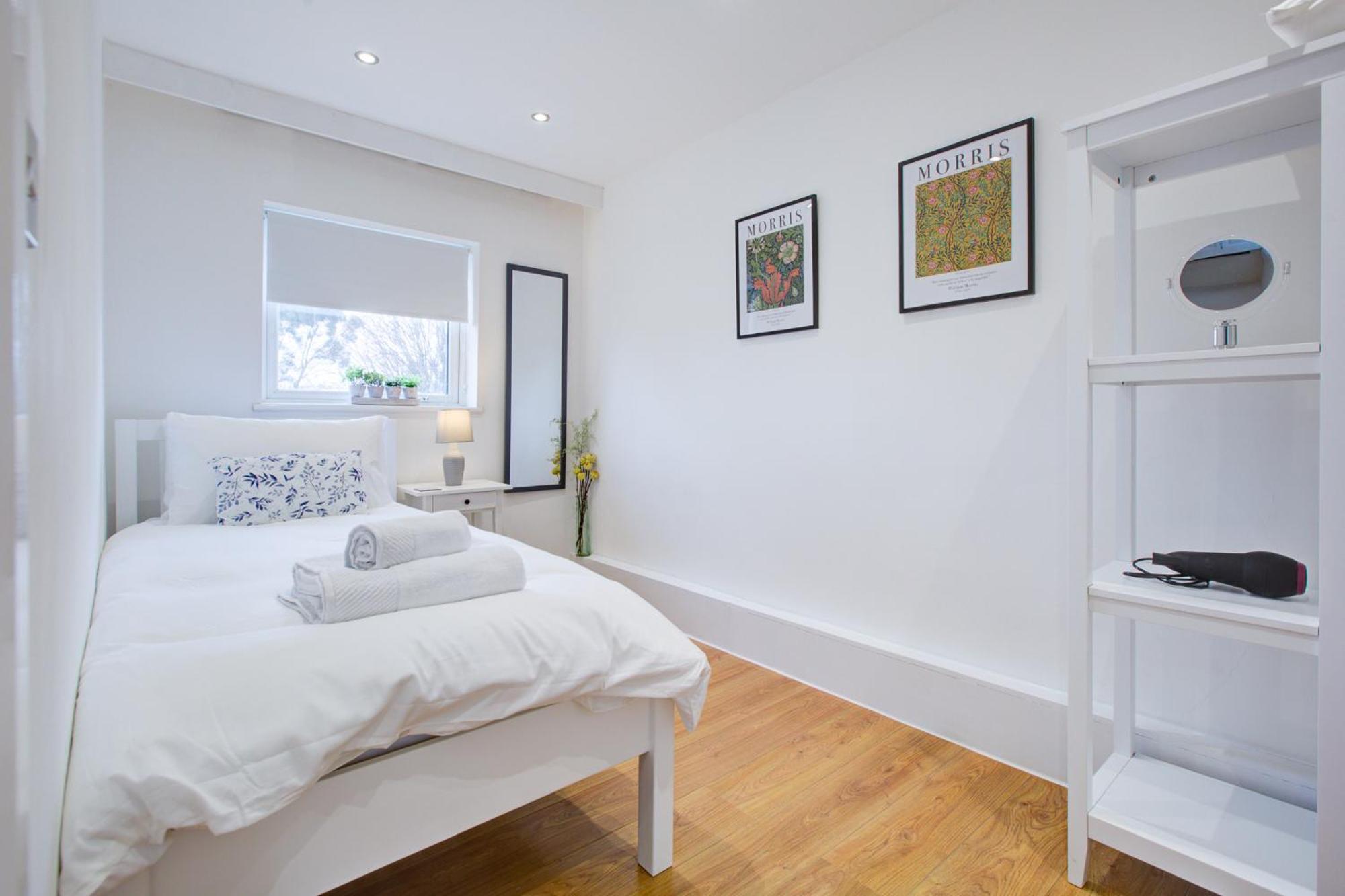 Wonderful Two-Bedroom Apartment London Exteriör bild